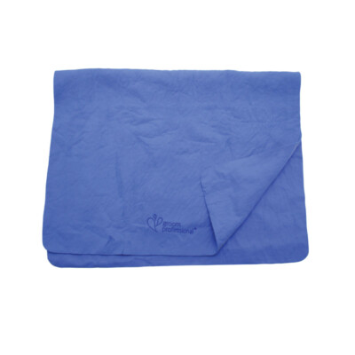 Groom Professional Magic Synthetic Towel