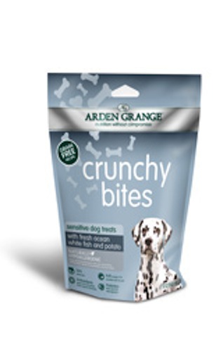 [101250-1] Arden Grange Crunchy Bites Sensitive Treat Pouch 225g